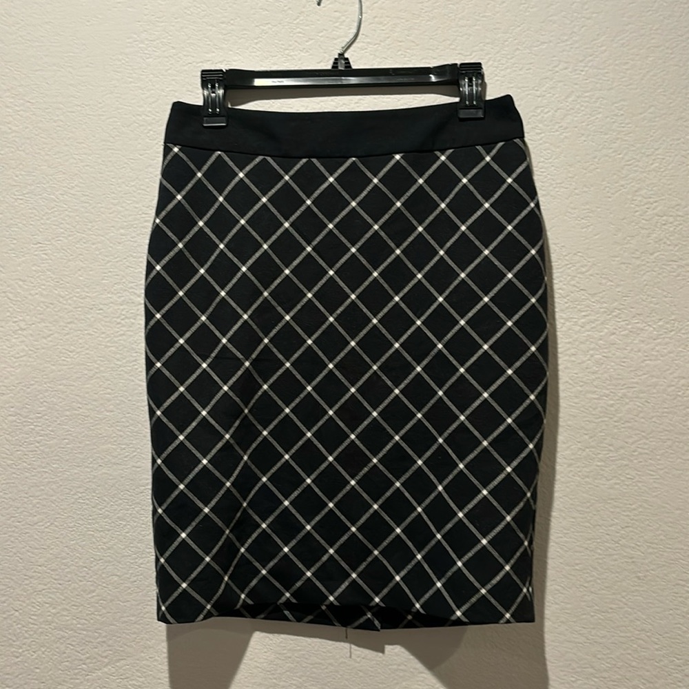 Black and white plaid pencil straight skirt, size: 4
